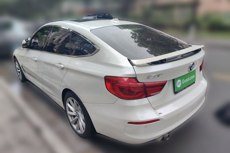 Used BMW 3 Series GT 2019 320i Sport Edition Rear Left 45 Deg