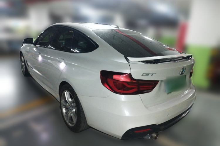 Used BMW 3 Series GT 2019 320i M Sport Package Rear Left 45 Deg