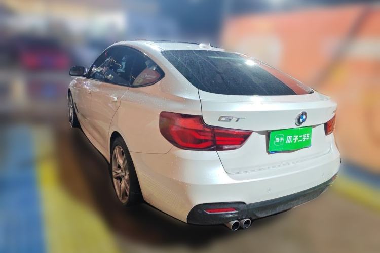 Used BMW 3 Series GT 2019 320i M Sport Package Rear Left 45 Deg