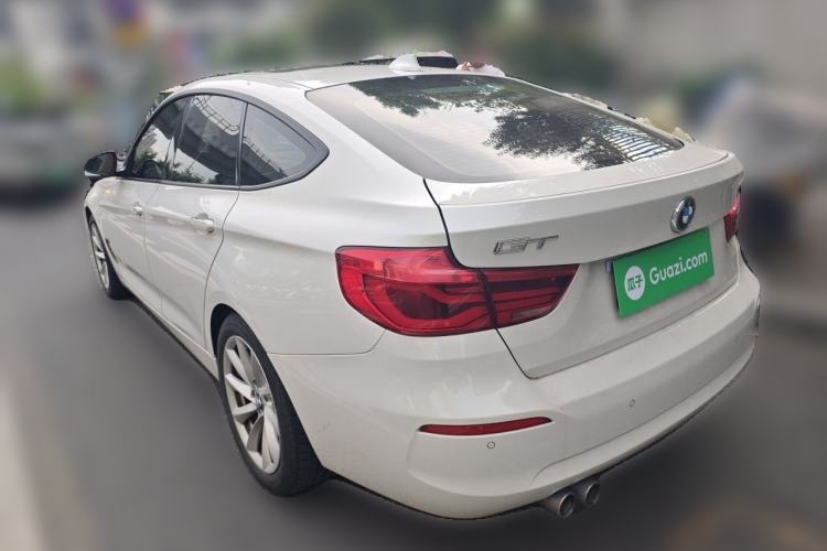 Used BMW 3 Series GT 2019 320i Sport Edition Rear Left 45 Deg