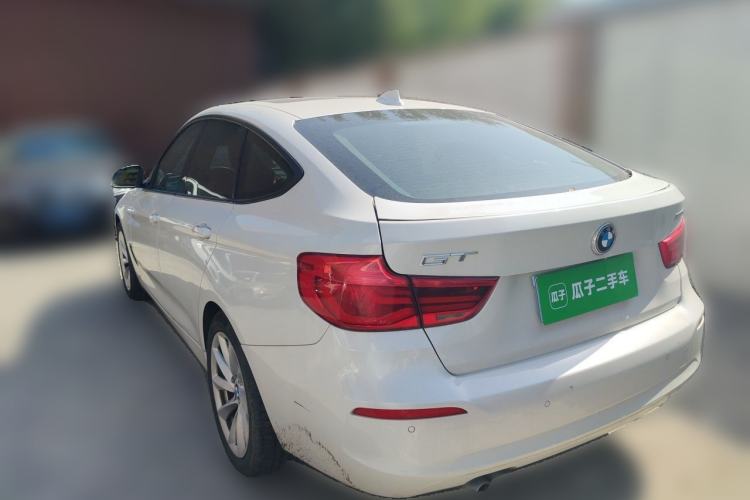 Used BMW 3 Series GT 2019 320i Sport Edition Rear Left 45 Deg