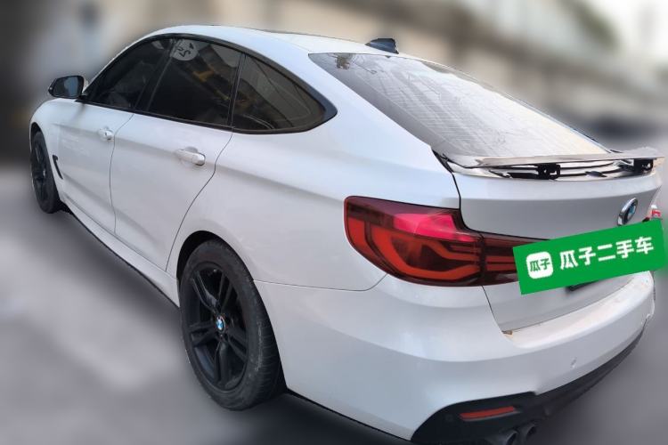Used BMW 3 Series GT 2019 320i M Sport Rear Left 45 Deg