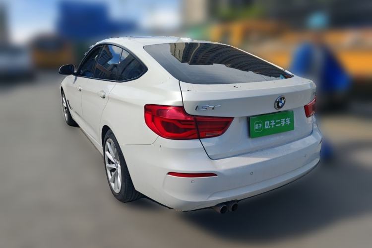 Used BMW 3 Series GT 2019 320i Sport Edition Rear Left 45 Deg