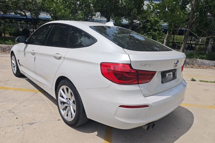 Used BMW 3 Series GT 2019 320i Sport Edition Rear Left 45 Deg