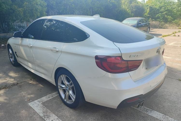 Used BMW 3 Series GT 2019 320i M Sport Package Rear Left 45 Deg