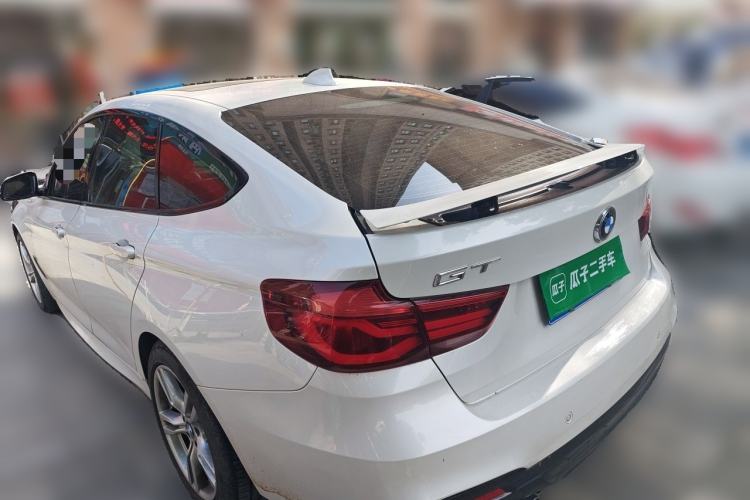 Used BMW 3 Series GT 2019 320i M Sport Package Rear Left 45 Deg