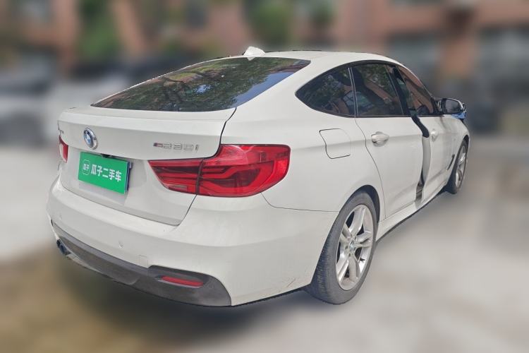 Used BMW 3 Series GT 2019 320i M Sport Package Rear Right 45 Deg