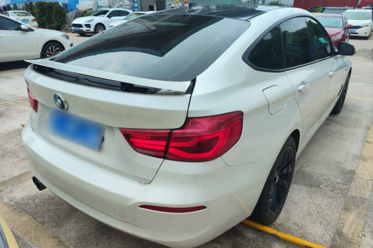 Used BMW 3 Series GT 2019 320i Sport Edition Rear Right 45 Deg