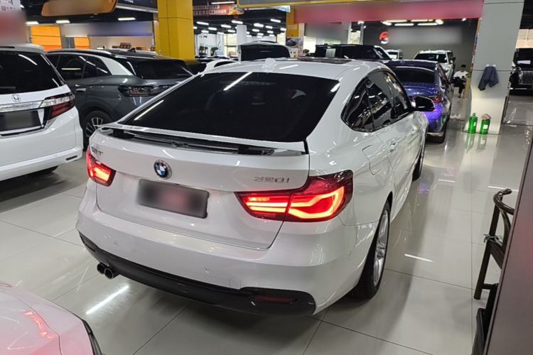 Used BMW 3 Series GT 2019 320i M Sport Package Rear Right 45 Deg