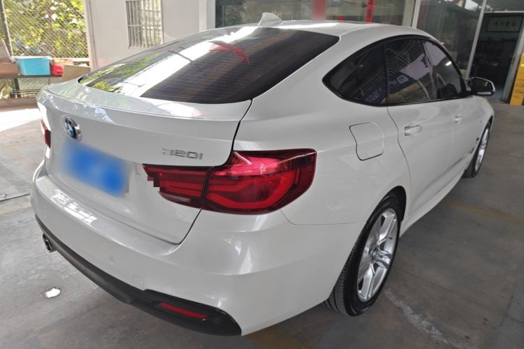 Used BMW 3 Series GT 2019 320i M Sport Package Rear Right 45 Deg