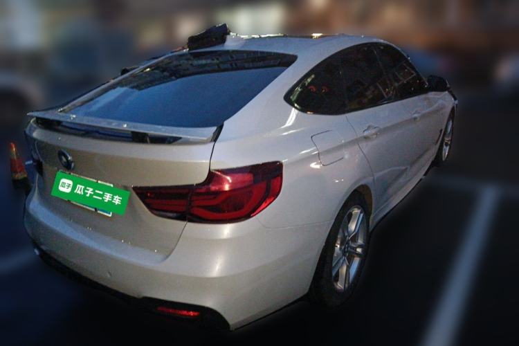 Used BMW 3 Series GT 2019 320i M Sport Package Rear Right 45 Deg