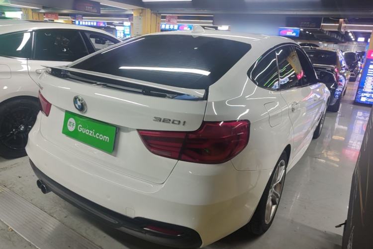 Used BMW 3 Series GT 2019 320i M Sport Rear Right 45 Deg