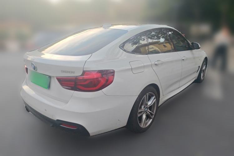 Used BMW 3 Series GT 2019 320i M Sport Package Rear Right 45 Deg