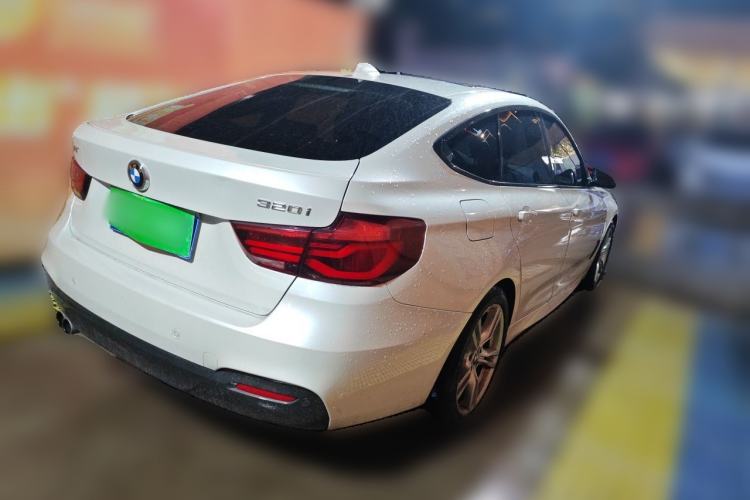 Used BMW 3 Series GT 2019 320i M Sport Package Rear Right 45 Deg