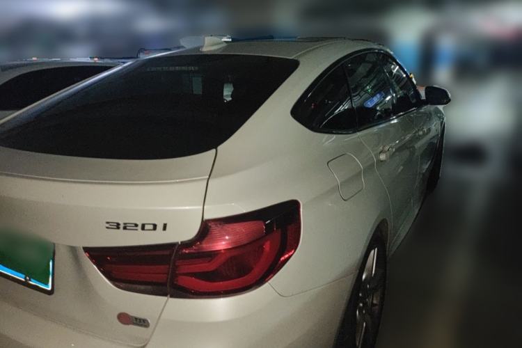 Used BMW 3 Series GT 2019 320i M Sport Package Rear Right 45 Deg