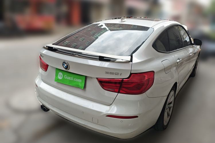 Used BMW 3 Series GT 2019 320i Sport Edition Rear Right 45 Deg