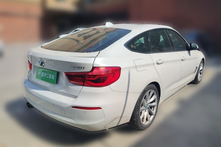 Used BMW 3 Series GT 2019 320i Sport Edition Rear Right 45 Deg