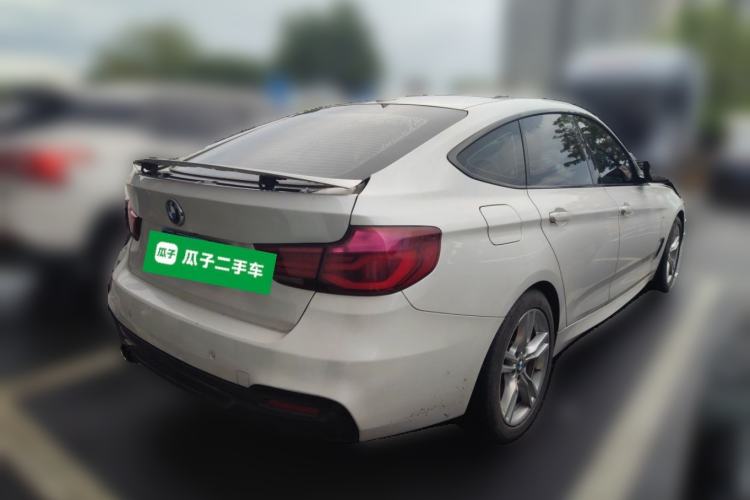 Used BMW 3 Series GT 2019 320i M Sport Package Rear Right 45 Deg