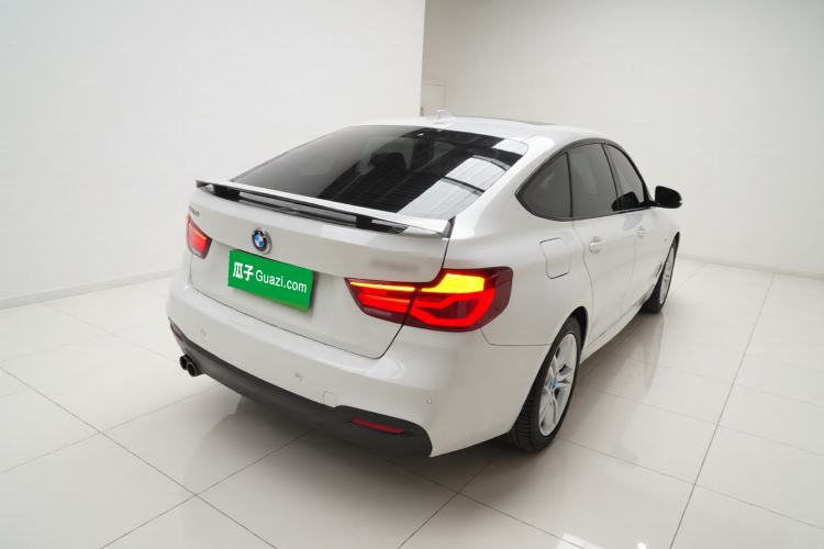 Used BMW 3 Series GT 2019 320i M Sport Package Rear Right 45 Deg