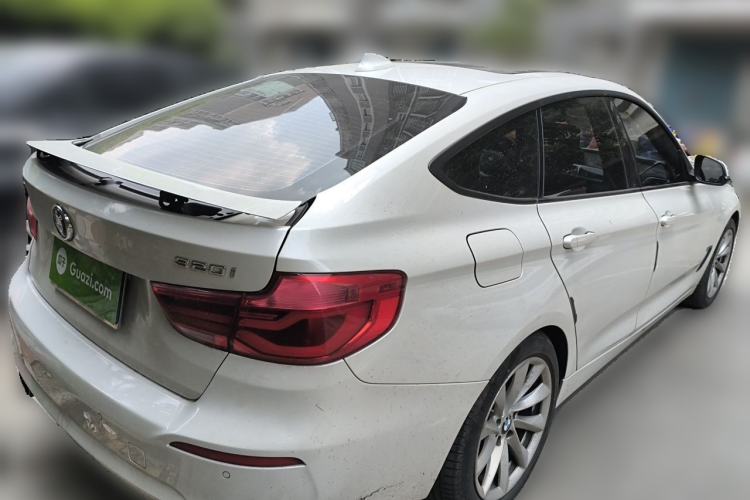 Used BMW 3 Series GT 2019 320i Sport Edition Rear Right 45 Deg