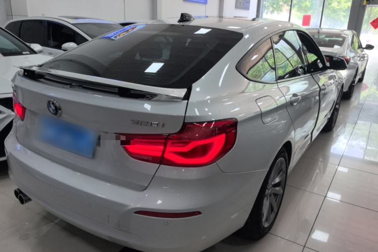 Used BMW 3 Series GT 2019 320i Sport Edition Rear Right 45 Deg