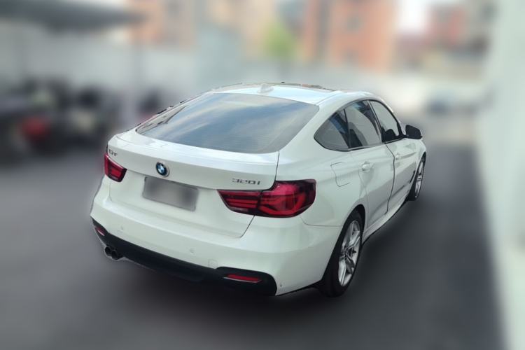 Used BMW 3 Series GT 2019 320i M Sport Package Rear Right 45 Deg