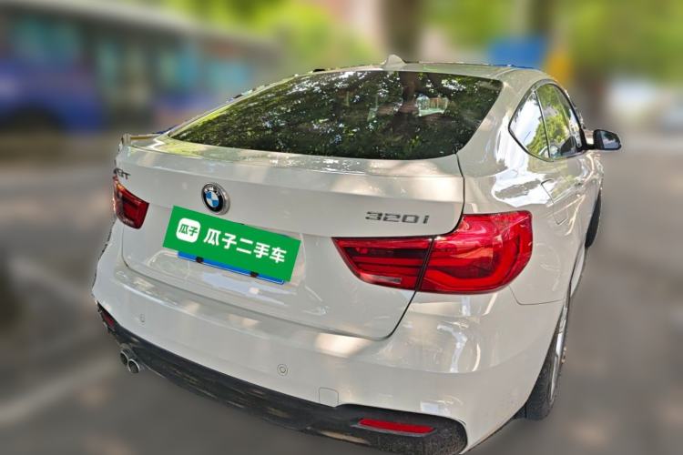 Used BMW 3 Series GT 2019 320i M Sport Rear Right 45 Deg