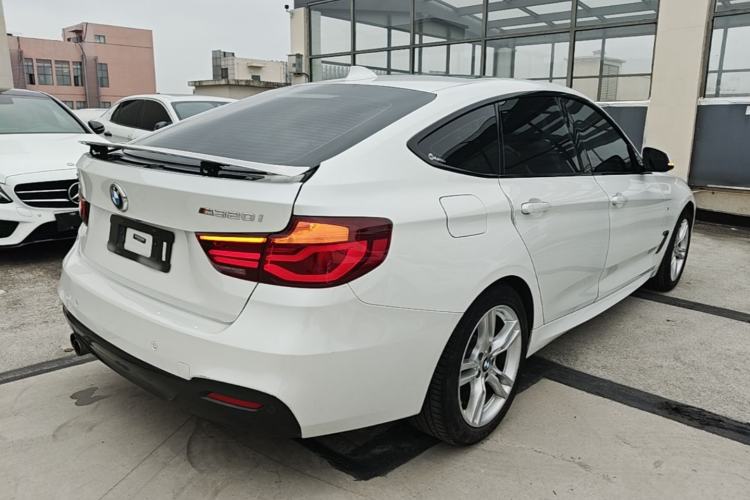 Used BMW 3 Series GT 2019 320i M Sport Package Rear Right 45 Deg