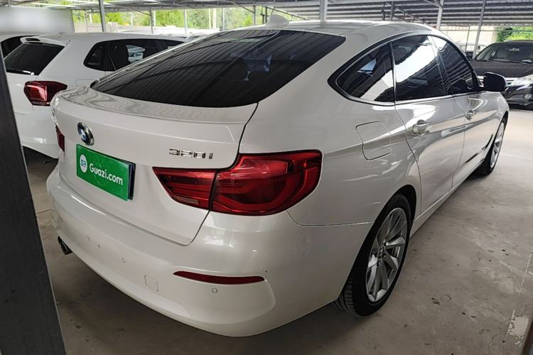 Used BMW 3 Series GT 2019 320i Sport Edition Rear Right 45 Deg