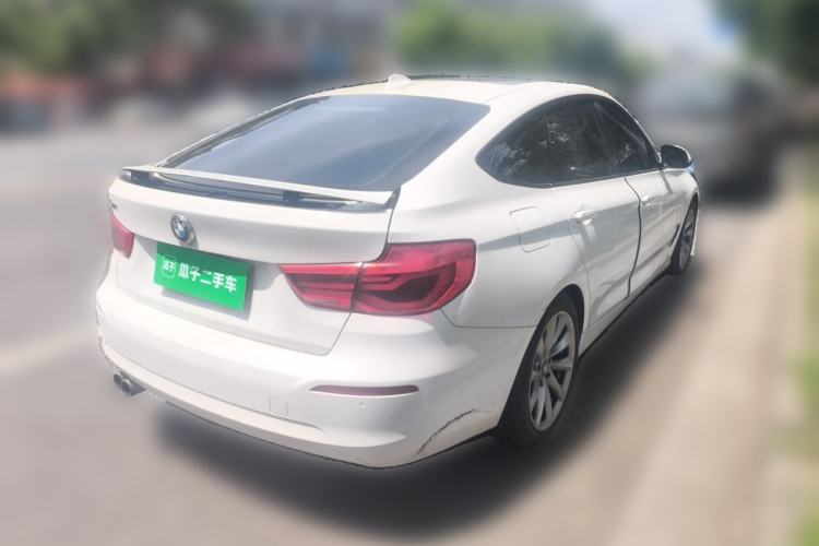 Used BMW 3 Series GT 2019 320i Sport Edition Rear Right 45 Deg