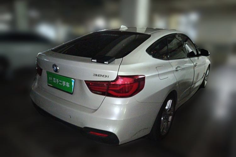 Used BMW 3 Series GT 2019 320i Sport Edition Rear Right 45 Deg