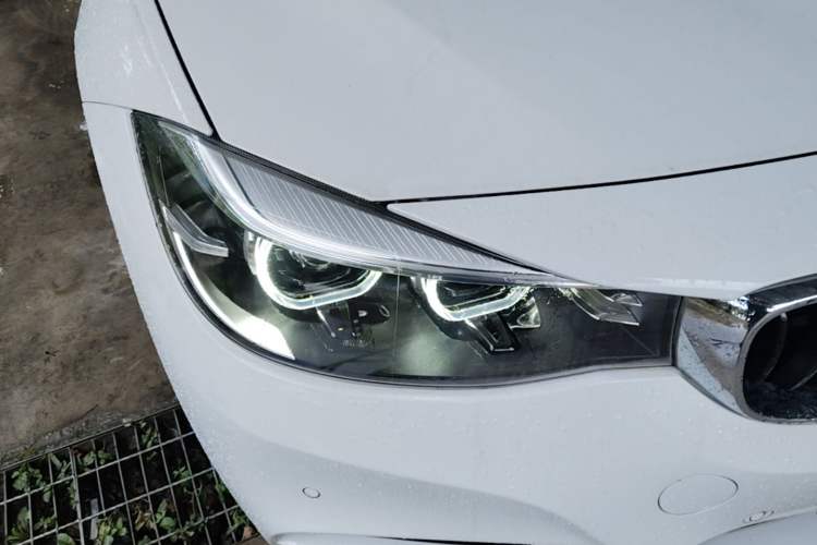 Used BMW 3 Series GT 2019 320i M Sport Package Right Front Headlight