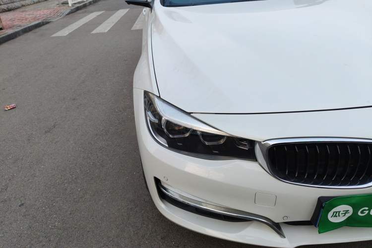Used BMW 3 Series GT 2019 320i Sport Edition Right Front Headlight