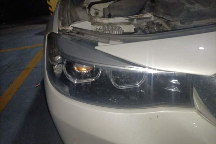Used BMW 3 Series GT 2019 320i M Sport Package Right Front Headlight