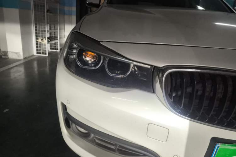 Used BMW 3 Series GT 2019 320i Sport Edition Right Front Headlight