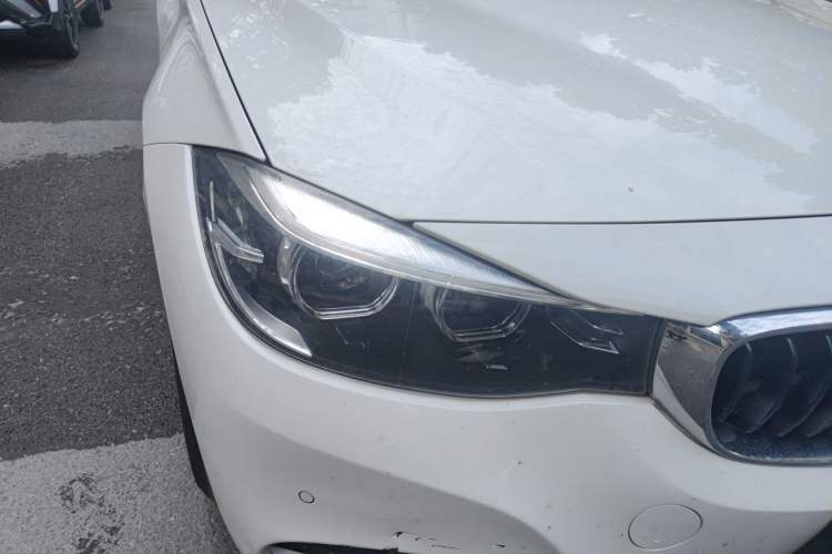 Used BMW 3 Series GT 2019 320i M Sport Package Right Front Headlight