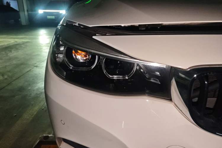 Used BMW 3 Series GT 2019 320i M Sport Right Front Headlight