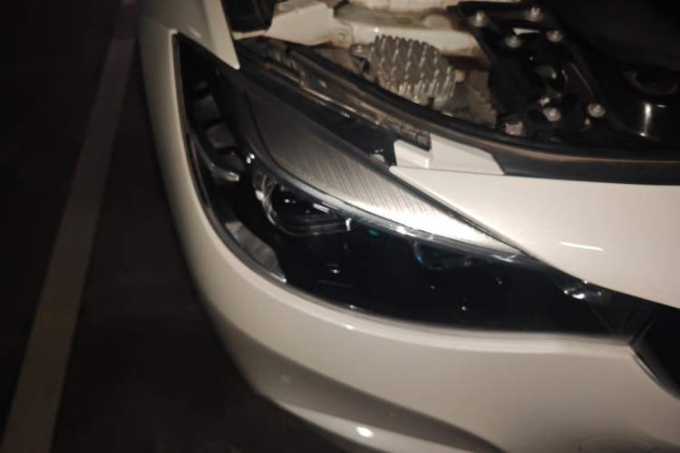Used BMW 3 Series GT 2019 330i xDrive M Sport Edition Right Front Headlight
