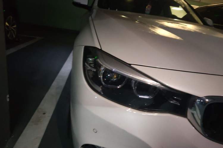 Used BMW 3 Series GT 2019 320i M Sport Package Right Front Headlight