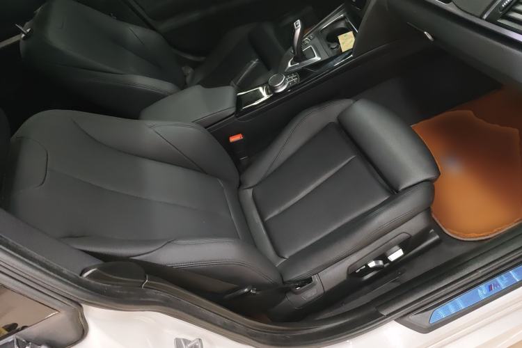 Used BMW 3 Series GT 2019 320i M Sport Package Right Front Seat