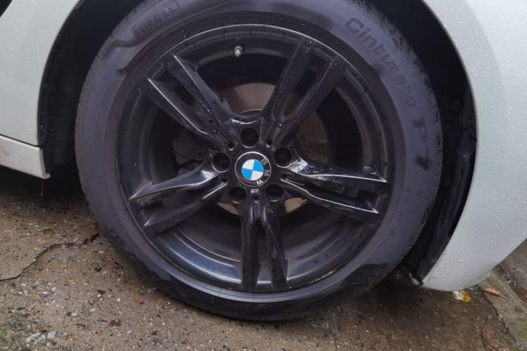 Used BMW 3 Series GT 2019 320i M Sport Night Edition Right Front Wheel Hub
