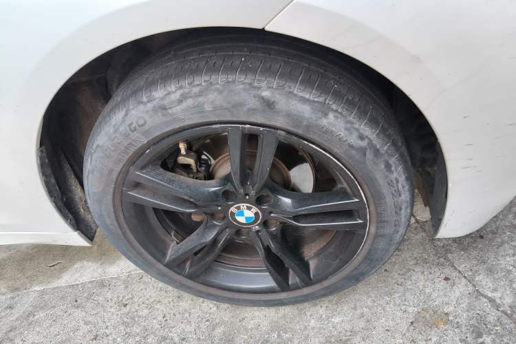 Used BMW 3 Series GT 2019 320i M Sport Right Front Wheel Hub
