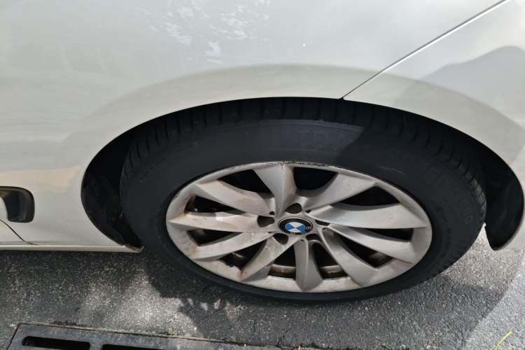 Used BMW 3 Series GT 2019 320i Sport Edition Right Front Wheel Hub
