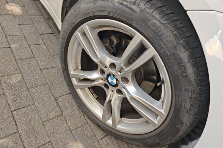 Used BMW 3 Series GT 2019 320i M Sport Right Front Wheel Hub