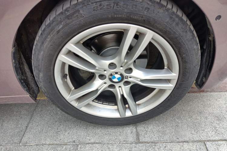 Used BMW 3 Series GT 2019 320i M Sport Right Front Wheel Hub