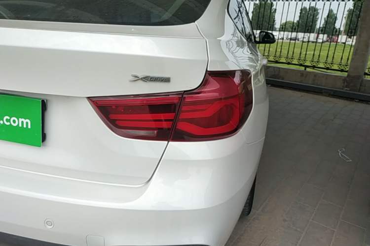 Used BMW 3 Series GT 2019 320i M Sport Package Right Rear Taillight