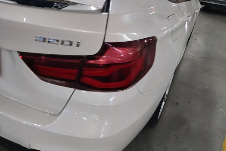 Used BMW 3 Series GT 2019 320i M Sport Package Right Rear Taillight