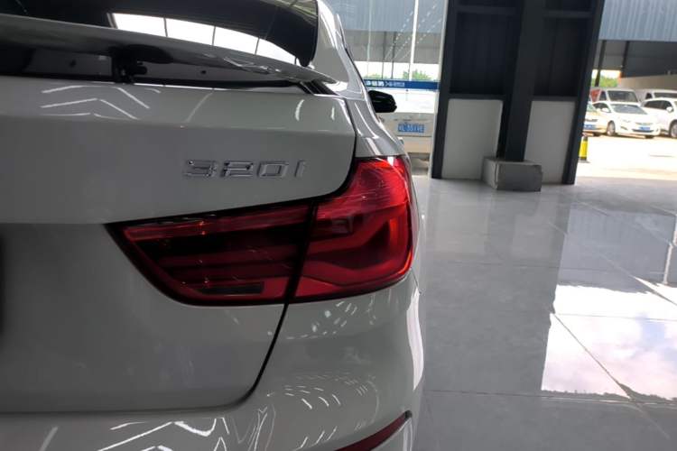 Used BMW 3 Series GT 2019 320i Sport Edition Right Rear Taillight