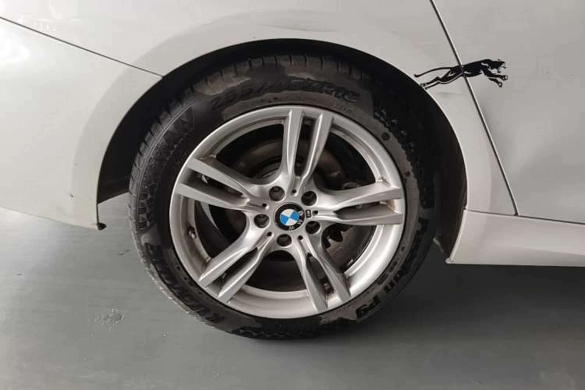 Used BMW 3 Series GT 2019 320i M Sport Package Right Rear Wheel Hub