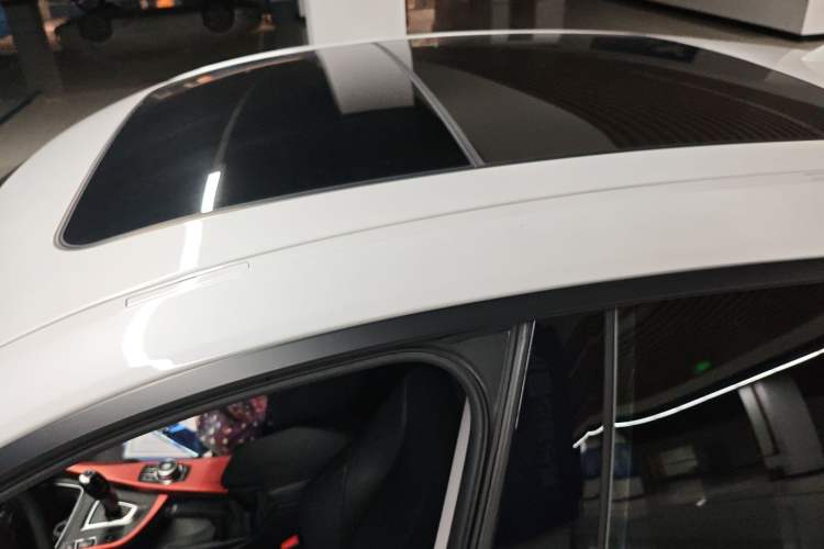 Used BMW 3 Series GT 2019 320i Sport Edition Roof